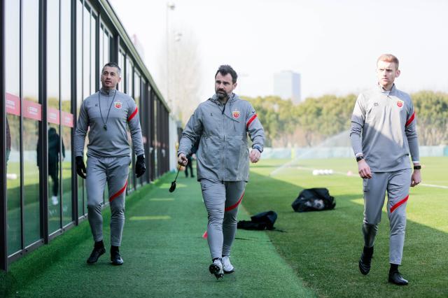 莱科“上岗”初印象：被赞像博阿斯 大嗓门一板一眼