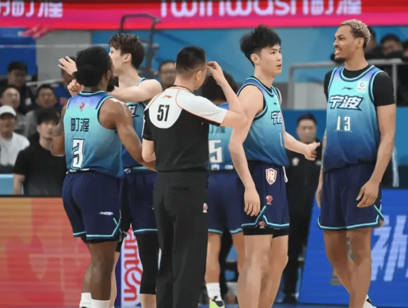 九游体育官网-北青：对于刺头外援如何约束？宁波零容忍的做法树立了标杆